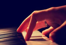 特鲁瓦主场胜利，停止连败