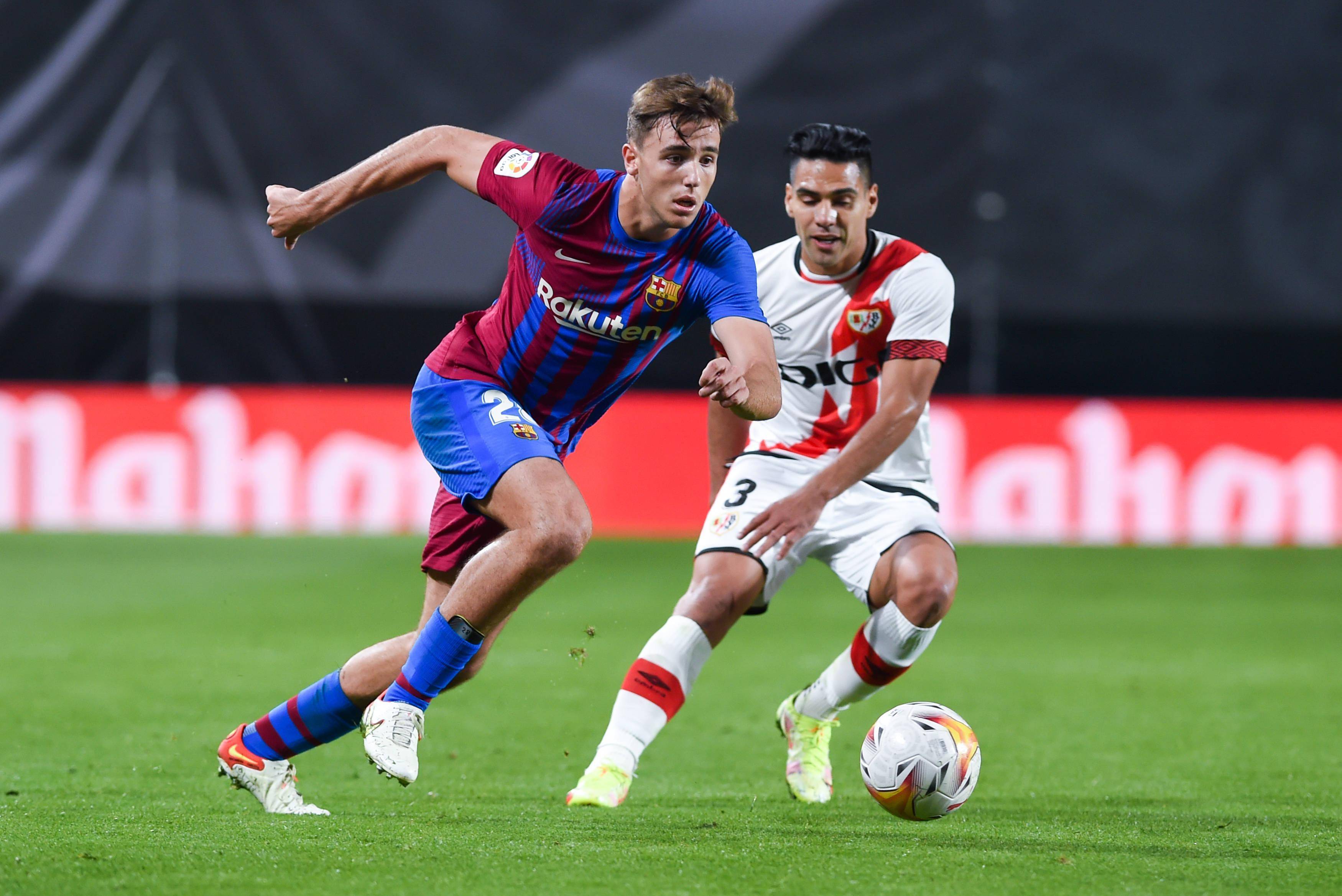 奥萨苏纳后卫犯规过多，导致比赛失利的简单介绍