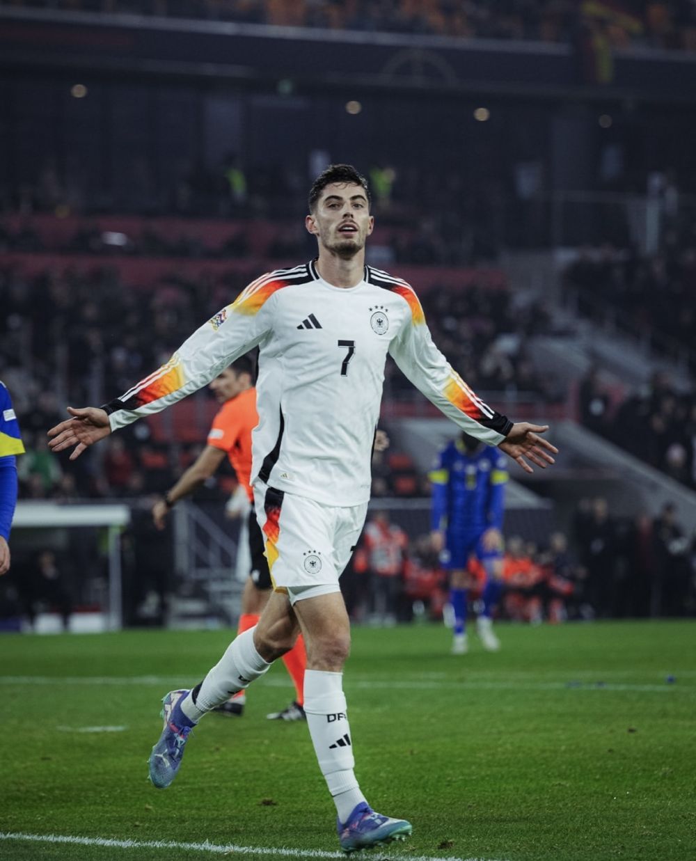 爱游戏网页版入口-欧国联淘汰赛中途战报，强队实力展现无疆界的简单介绍