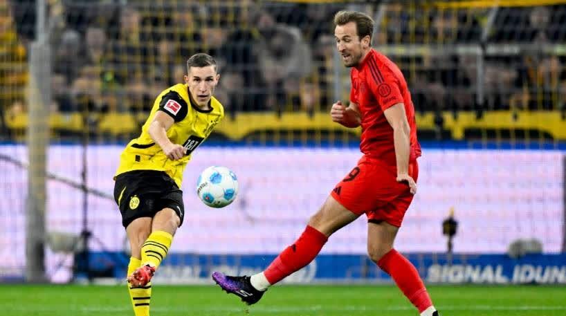 包含瓦朗谢纳主场险胜，保持不败的词条