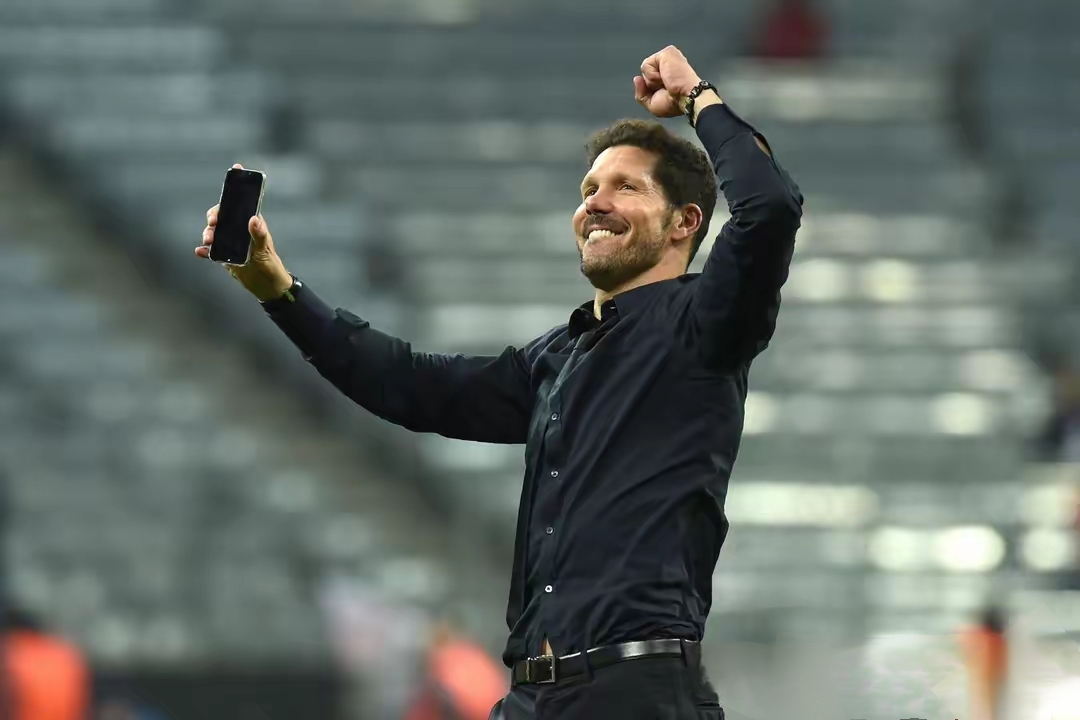 爱游戏官方登录入口-包含华伦西亚客场大胜卡迪斯，志在争冠的词条