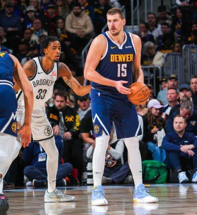 薇薇恩连场助攻，助队取得连胜的简单介绍