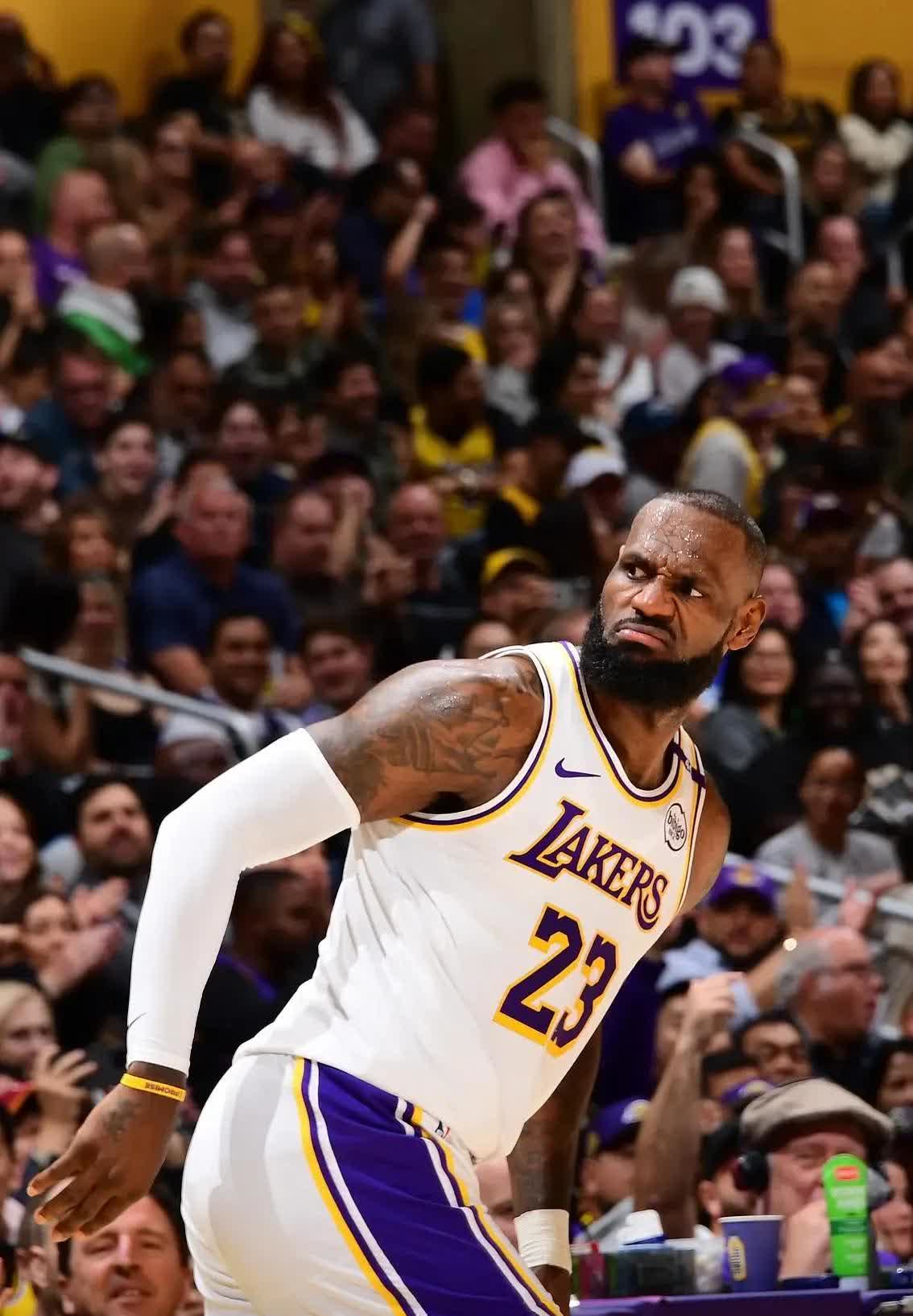 包含传球抢断犀利至极,球队整体实力出众的词条 包含传球抢断犀利至极,球队整体实力出众的词条