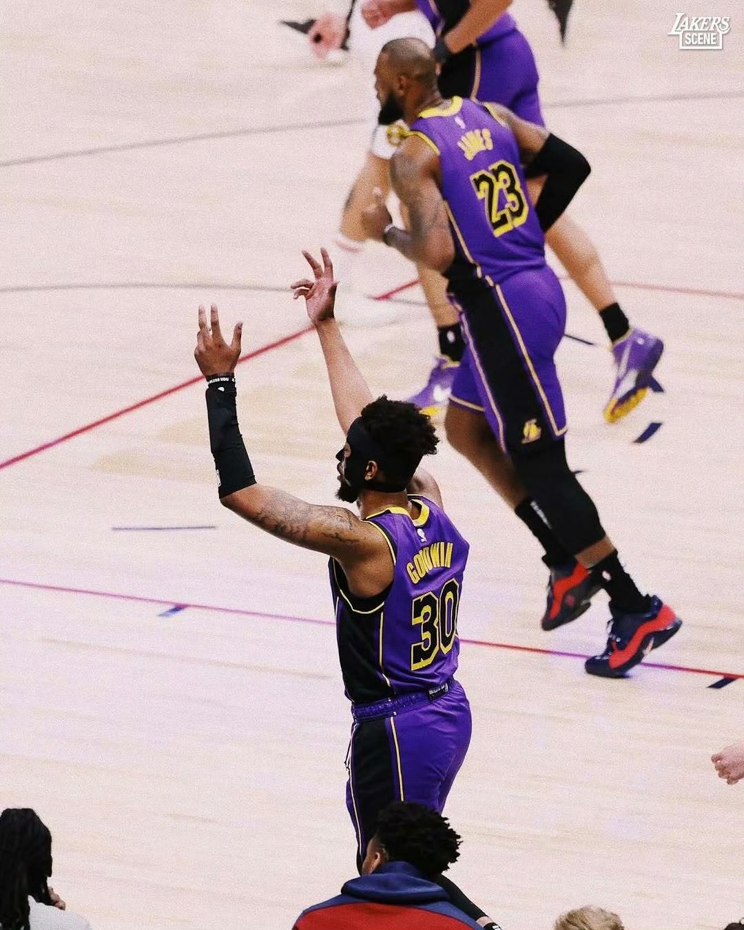 爱游戏网页版入口-包含湖人失守掘金，遭遇挫败困惑失望情绪低落的词条