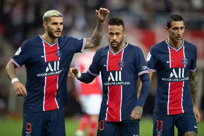 爱游戏入口-包含里尔主场夺冠，全队战术妙手击败对手的词条