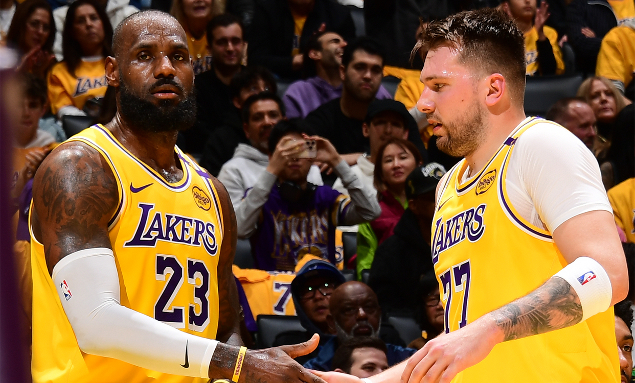 爱游戏官方登录入口-关于快船新援表现抢眼，球队士气高涨的信息