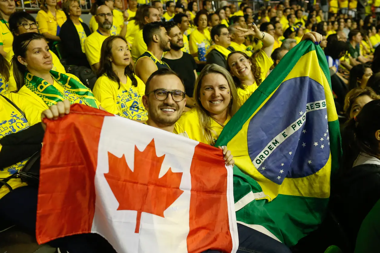 加拿大球队高居排行榜登顶西部联赛的简单介绍 加拿大球队高居排行榜登顶西部联赛的简单介绍