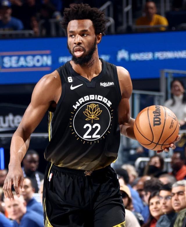 等待着明天的比赛,期待一场爆冷大战! 等待着明天的比赛,期待一场爆冷大战!