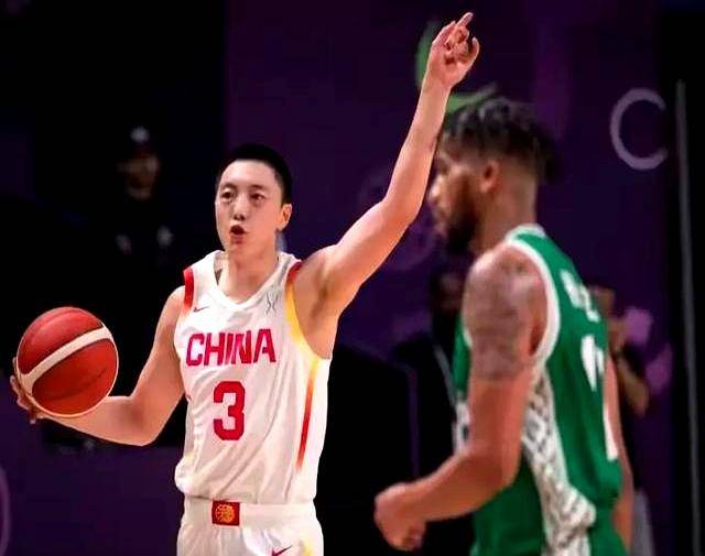 爱游戏在线-安徽男篮在主场取得胜利，继续追赶积分榜