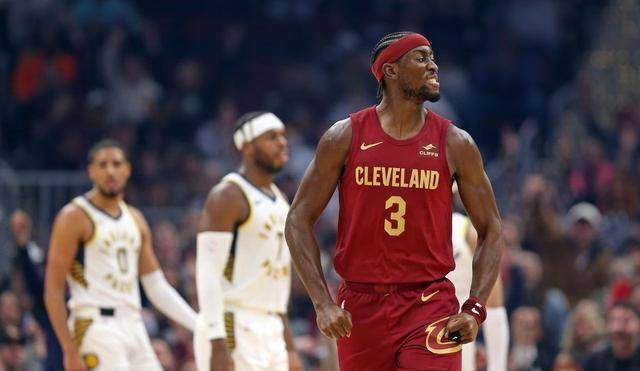 步行者负骑士，骑士全队进攻火力全开，实力横扫对手