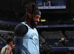 爱游戏网页版登录入口-爵士逆转灰熊，米切尔31分狂砍。