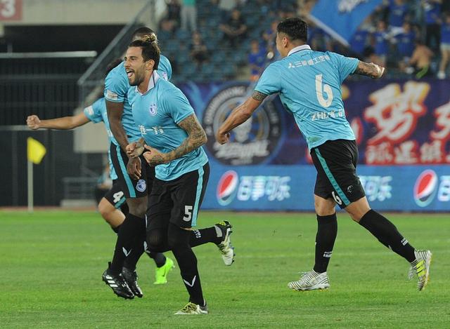 爱游戏登录入口-大连一方力克天津泰达，全队表现抢眼，领跑积分榜的简单介绍